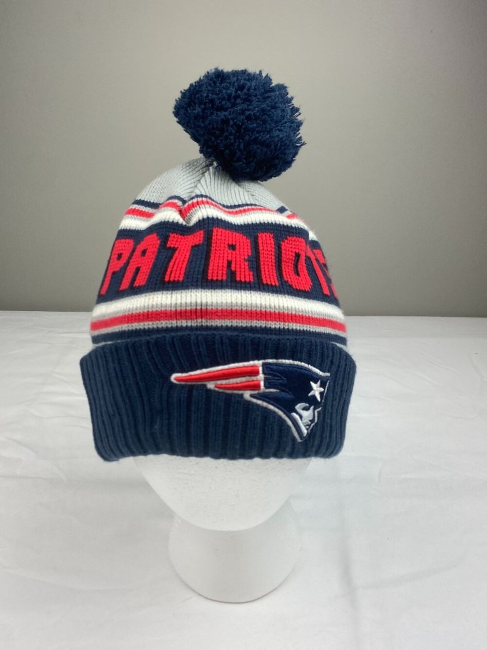 New Era NFL New England Patriots Cold Weather Knit Hat Navy Blue & Red One Size